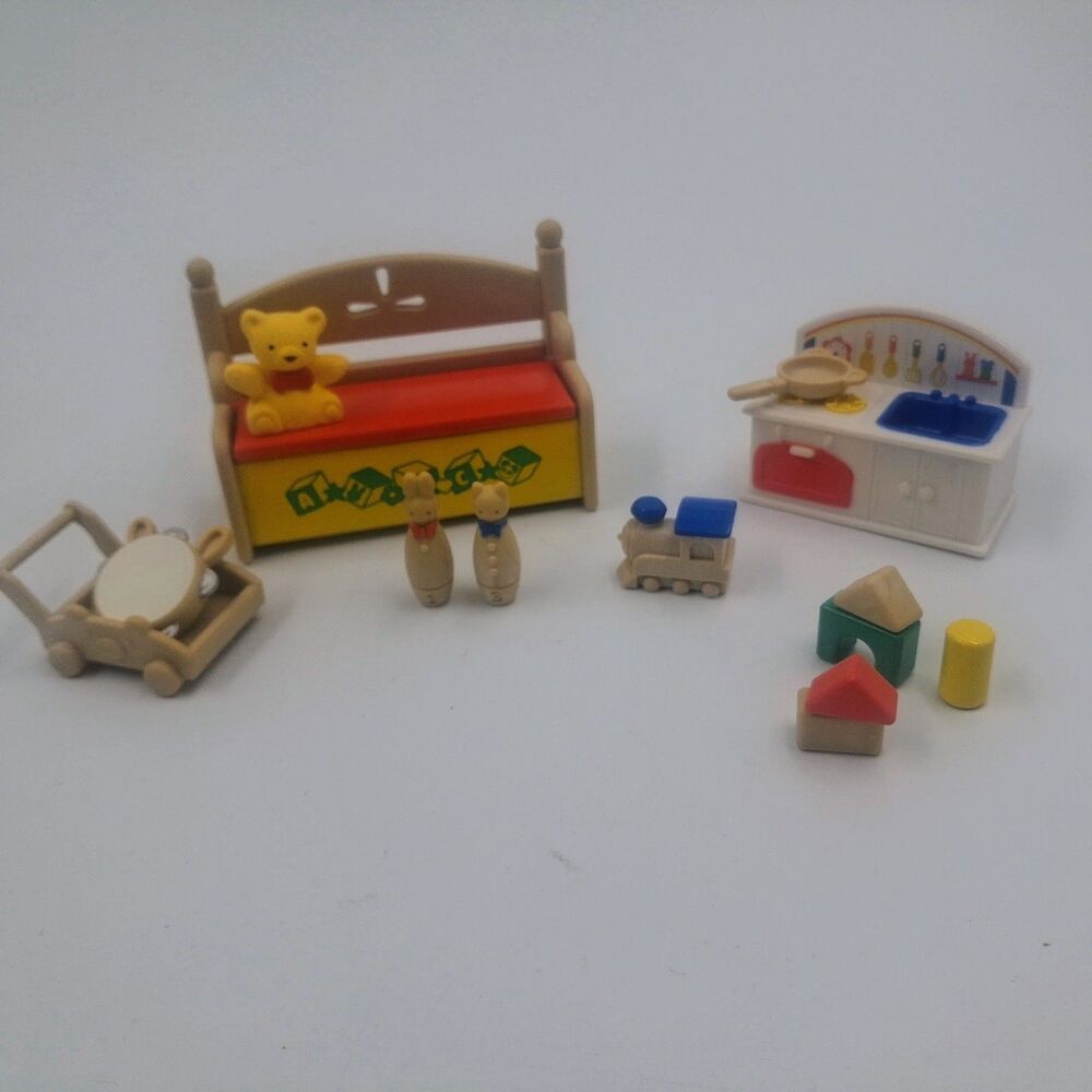 Sylvanian Families Baby's Toy Box Snow *4 Missing Pieces*